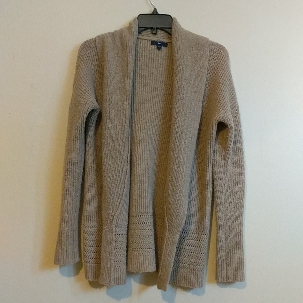 Gap cardigan